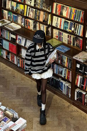 WARDEN EDGE White Blossom Skirt