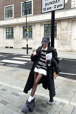 WARDEN EDGE White Blossom Skirt