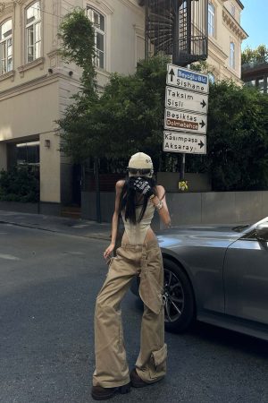 WARDEN EDGE Wide Leg Cargo Pants with Strap Details and Detachable Pocket