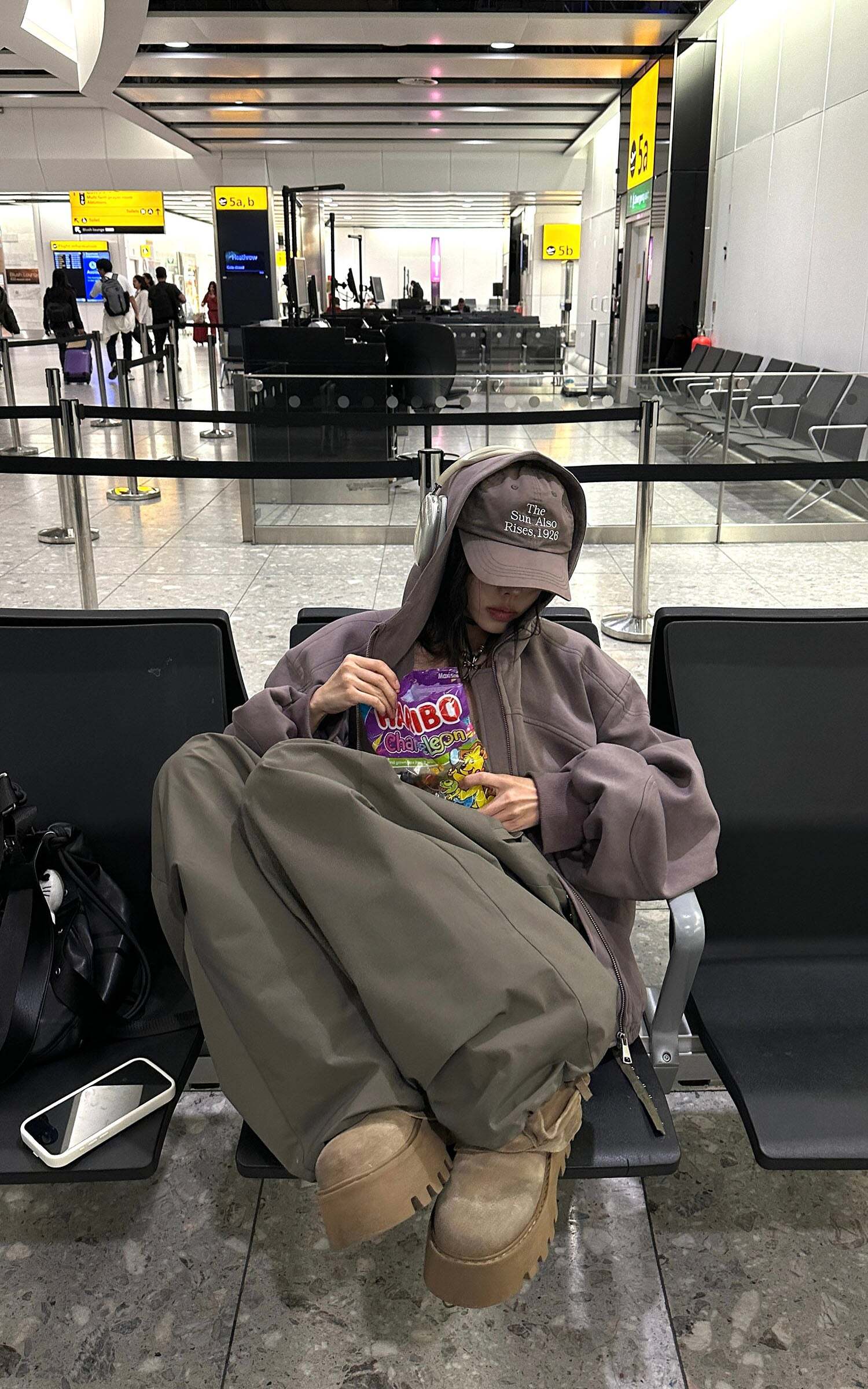 WARDEN EDGE Zipped Hooded Sweatshirt Jacket WARDEN EDGE Zipped Hooded Sweatshirt Jacket