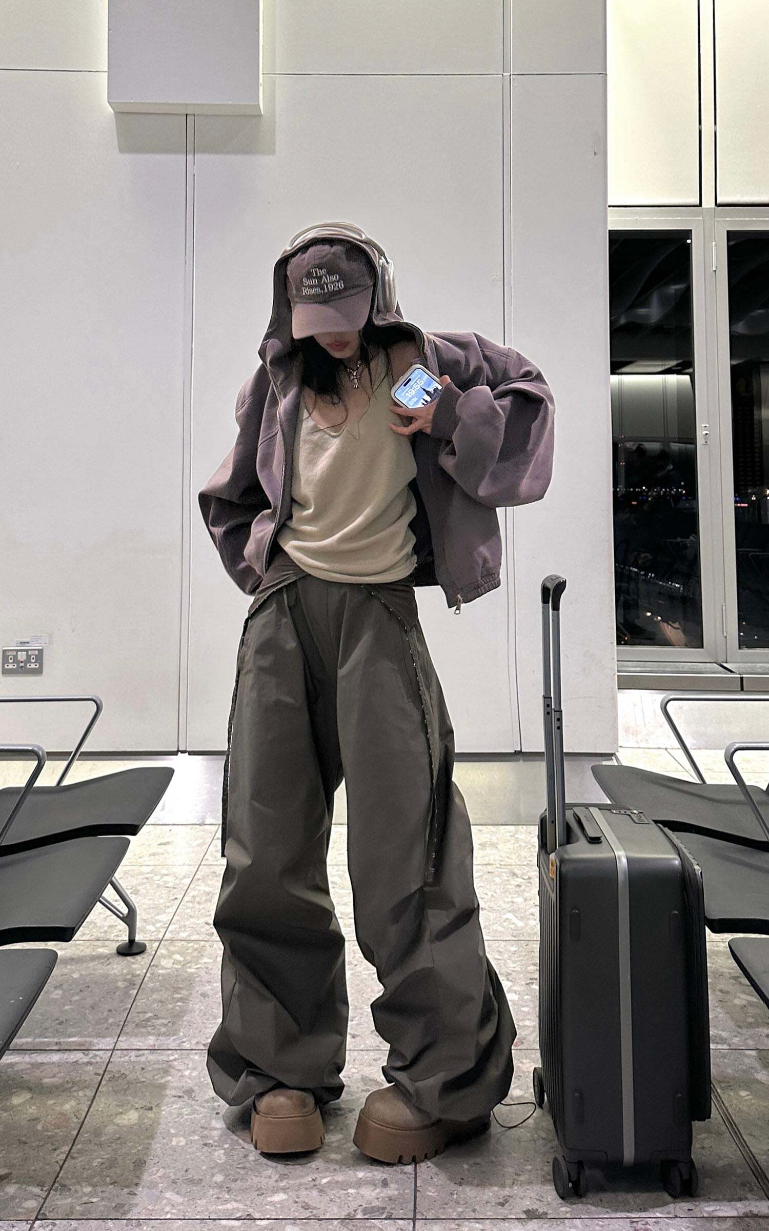 WARDEN EDGE Zipped Hooded Sweatshirt Jacket WARDEN EDGE Zipped Hooded Sweatshirt Jacket