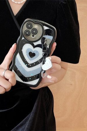 Y2k Chain and Heart iPhone Case