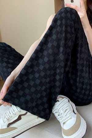 Y2K Checkered Sweatpants