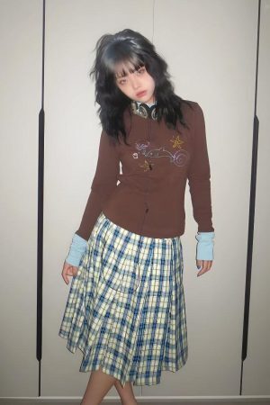 Y2K Dolphin Turtleneck Top