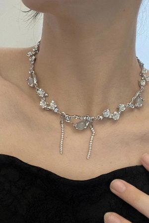 Y2K Flowers Beaded Chain Necklace