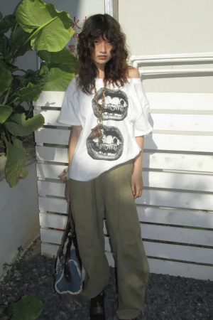 Y2K One Shoulder Lips Tee