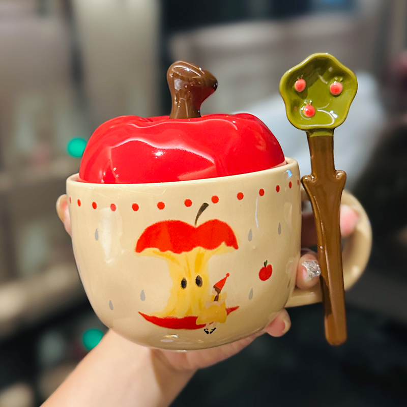 Charming Apple Ceramic Mug with Lid and Spoon - Perfect for Home Use, Ideal Girls' Coffee Cup, Great Graduation Gift