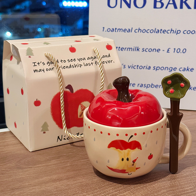 Charming Apple Ceramic Mug with Lid and Spoon - Perfect for Home Use, Ideal Girls' Coffee Cup, Great Graduation Gift