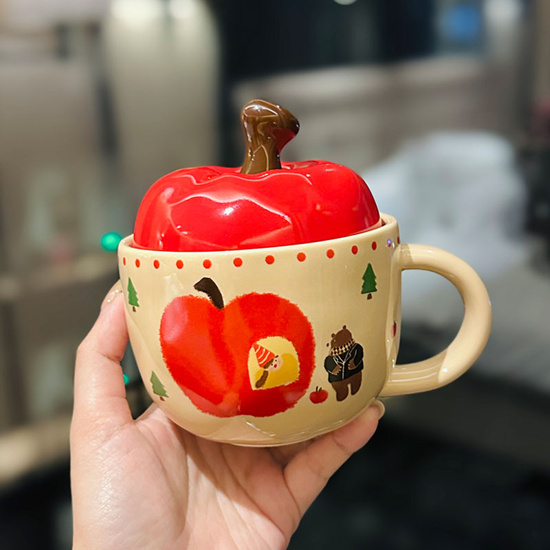 Charming Apple Ceramic Mug with Lid and Spoon - Perfect for Home Use, Ideal Girls' Coffee Cup, Great Graduation Gift