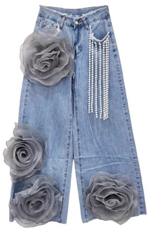 High-waisted Denim Jeans With Three-dimensional Flower Bead Chains