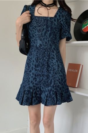 Women's Floral Blue Pile Collar Dress