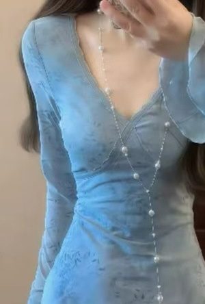 French-style Gentle Elegant Blue Tie-Dye V-neck Dress For Women